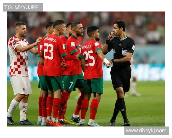 球星潮流穿搭解析结合足球场内外时尚与运动风格 球星潮流穿搭解析结合足球场内外时尚与运动风格